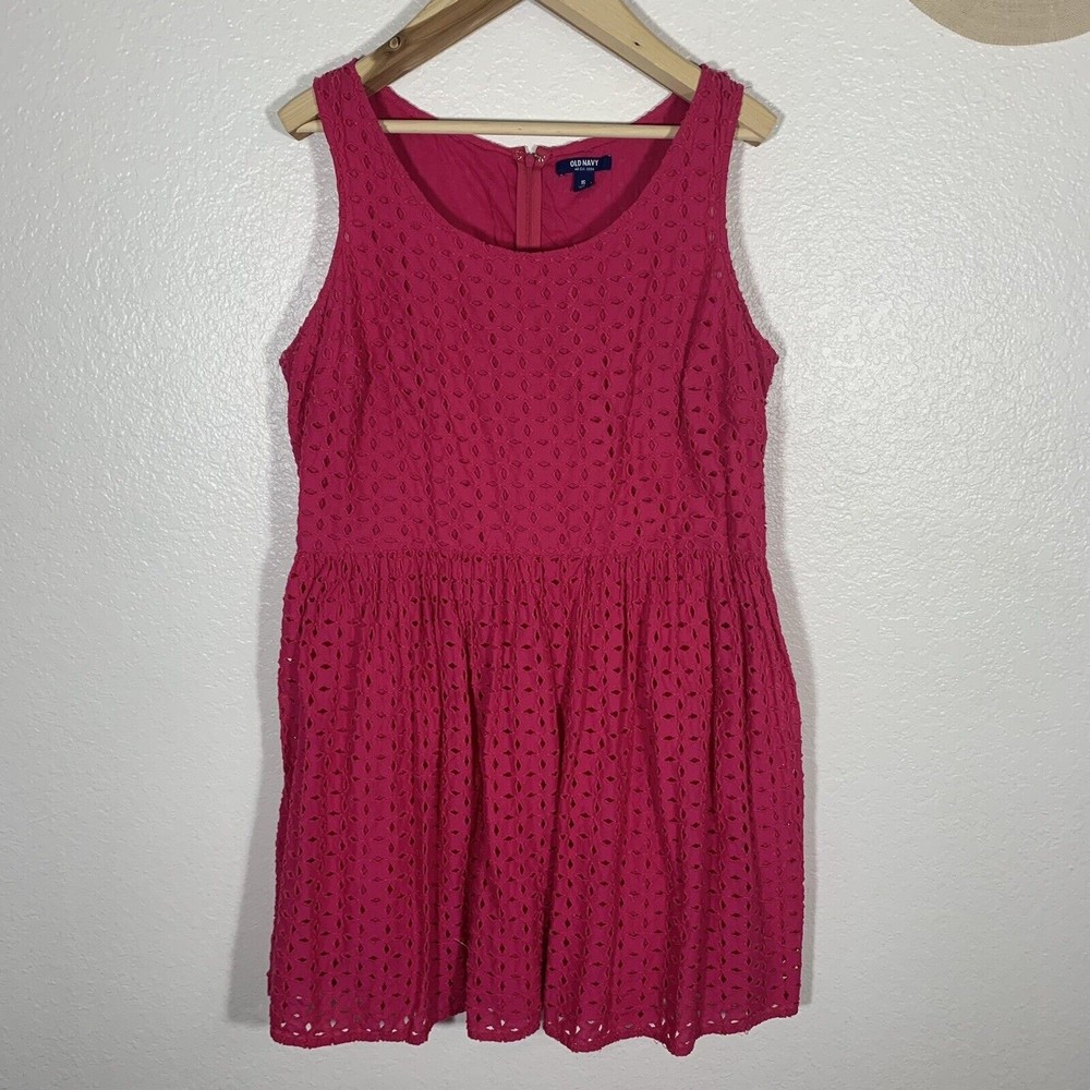 Old Navy Pink Diamond Laser Cut Sleeveless Skater Dress Size 16 Women’s